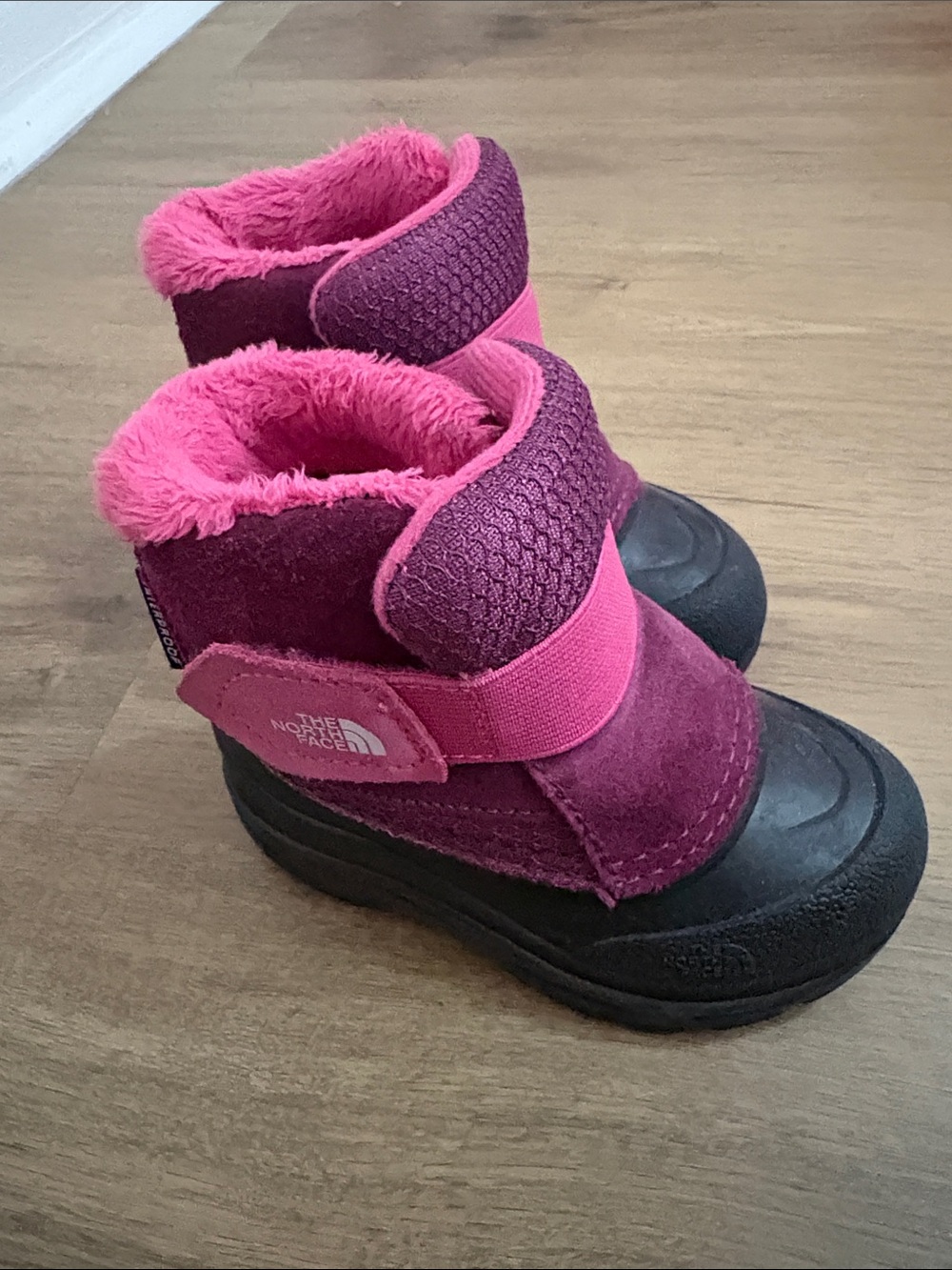The North Face Kids Pink & Magenta Snow Boots